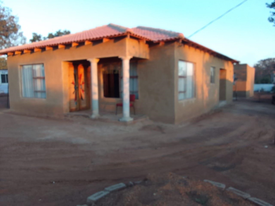 4 Bedroom Property for Sale in Mabopane Gauteng