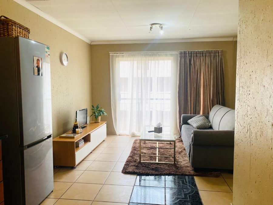 2 Bedroom Property for Sale in Klippoortje Gauteng