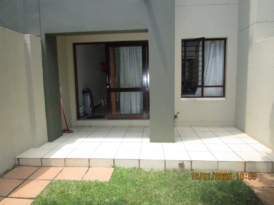 1 Bedroom Property for Sale in Beverley Gauteng