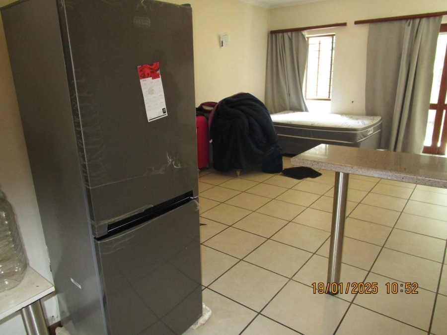 1 Bedroom Property for Sale in Beverley Gauteng