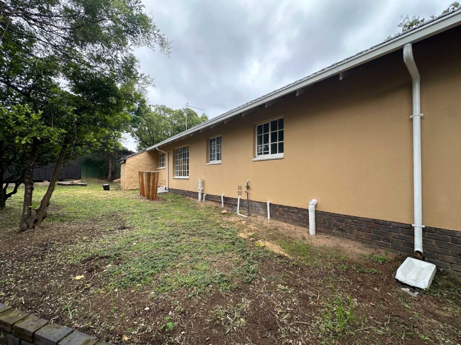 4 Bedroom Property for Sale in Bloubosrand Gauteng