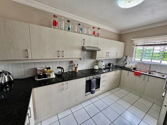 To Let 3 Bedroom Property for Rent in Morningside Gauteng