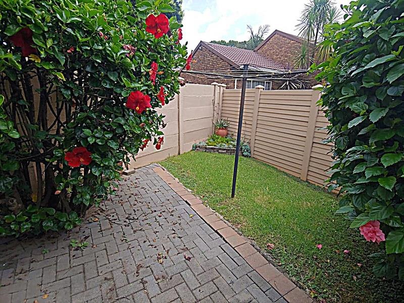 3 Bedroom Property for Sale in Erasmuskloof Gauteng