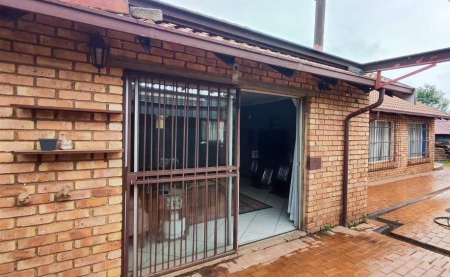 3 Bedroom Property for Sale in Pomona Gauteng