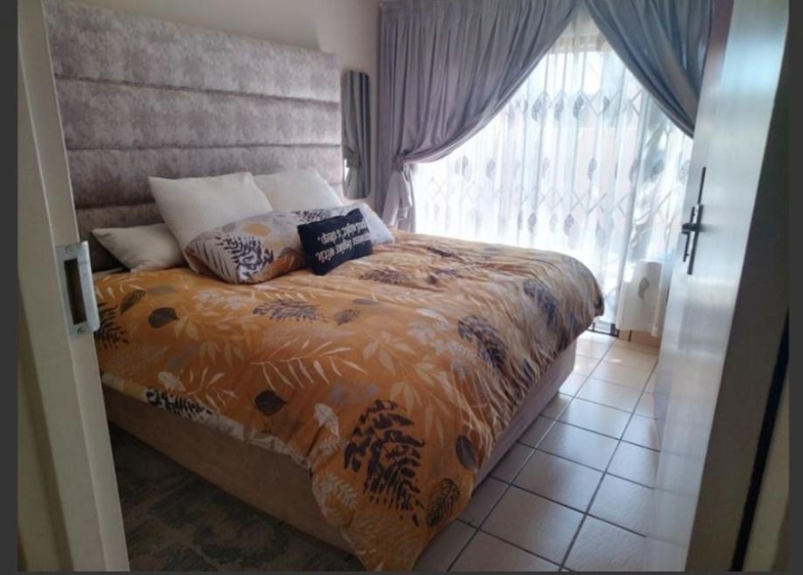 3 Bedroom Property for Sale in Glen Marais Gauteng