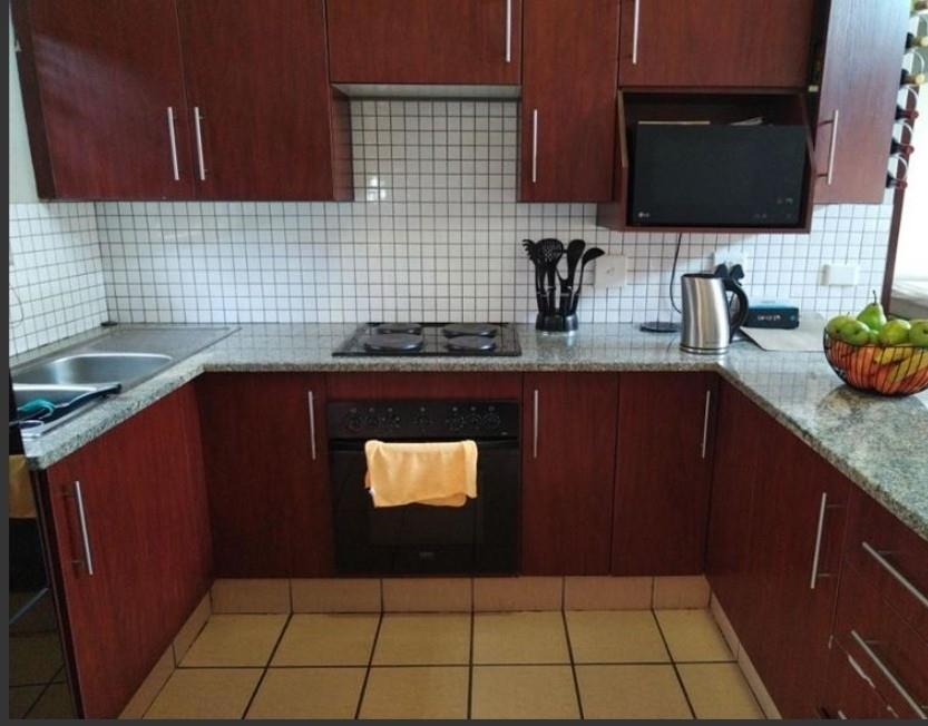 3 Bedroom Property for Sale in Glen Marais Gauteng