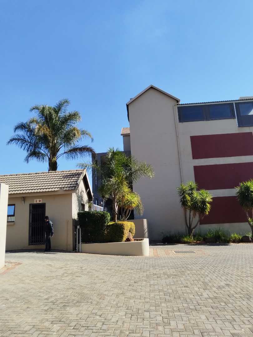 3 Bedroom Property for Sale in Sugar Bush Estate Gauteng