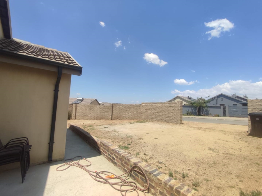 3 Bedroom Property for Sale in Kya Sands Gauteng