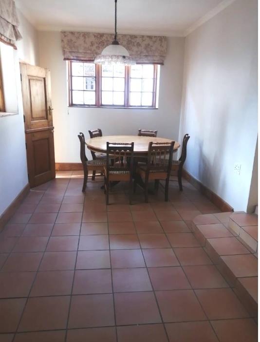 To Let 1 Bedroom Property for Rent in Waverley Gauteng