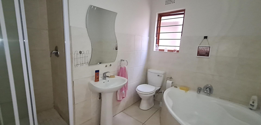 2 Bedroom Property for Sale in Northwold Gauteng