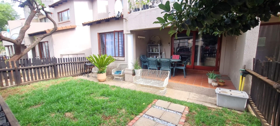 2 Bedroom Property for Sale in Northwold Gauteng