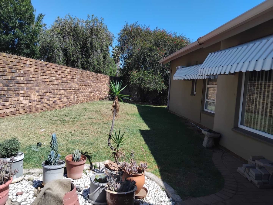 4 Bedroom Property for Sale in Randhart Gauteng