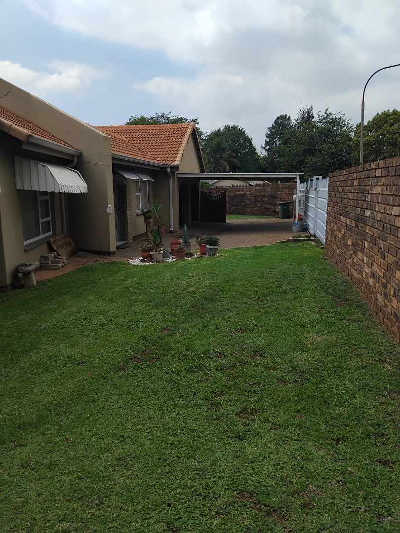 4 Bedroom Property for Sale in Randhart Gauteng