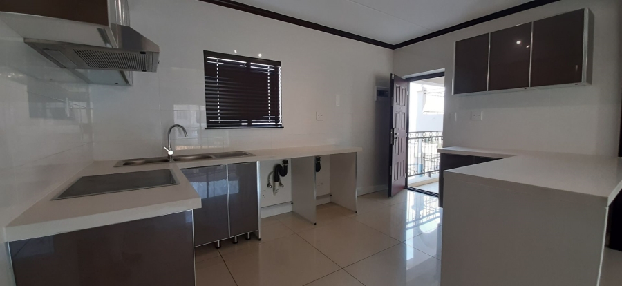 To Let 3 Bedroom Property for Rent in Maroeladal Gauteng