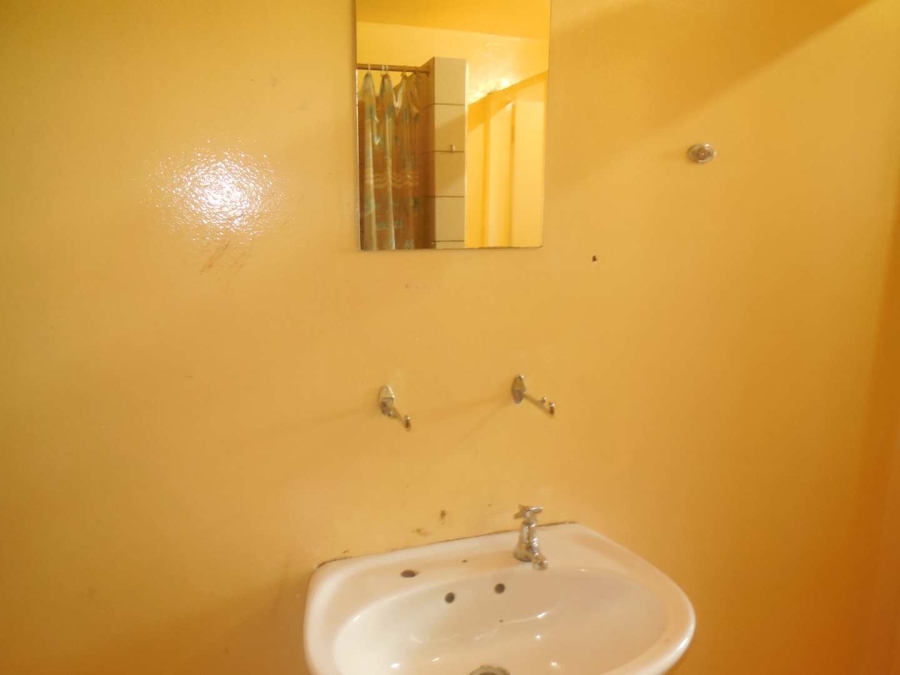 To Let 1 Bedroom Property for Rent in East Lynne Gauteng