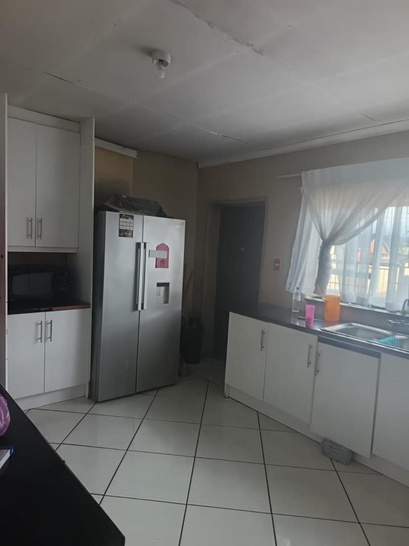 3 Bedroom Property for Sale in Mabopane Gauteng