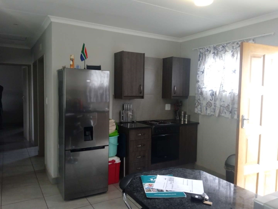 3 Bedroom Property for Sale in Andeon Gauteng