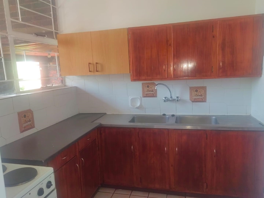 1 Bedroom Property for Sale in Windsor East Gauteng