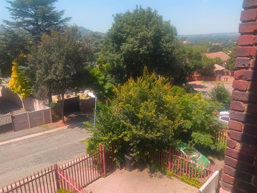 1 Bedroom Property for Sale in Windsor East Gauteng