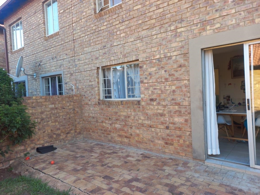 3 Bedroom Property for Sale in Pretoria North Gauteng