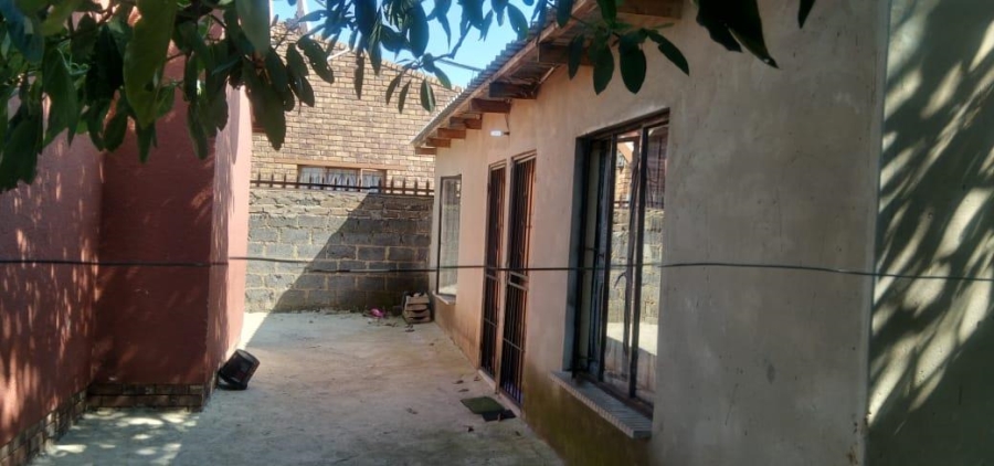 6 Bedroom Property for Sale in Rabie Ridge Gauteng