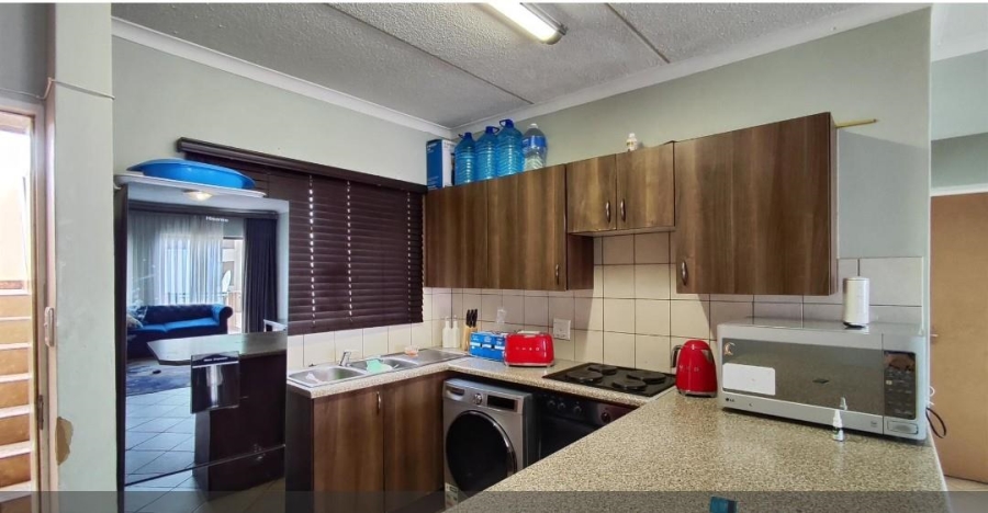 2 Bedroom Property for Sale in Terenure Gauteng