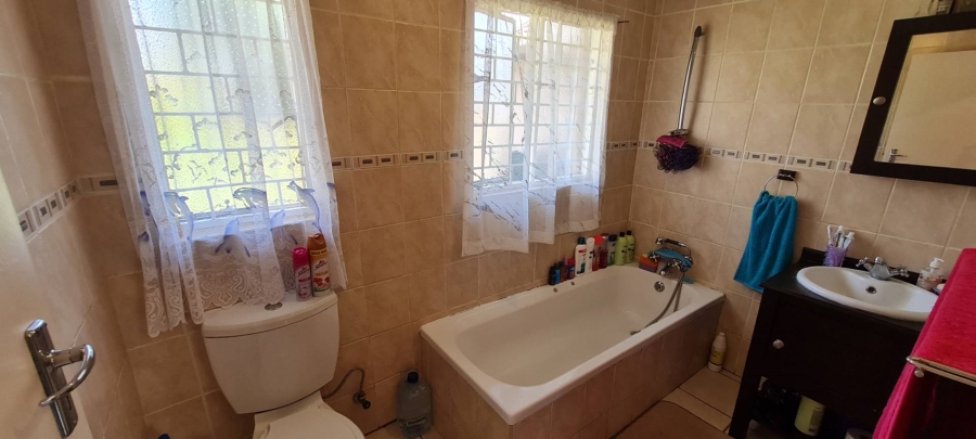 3 Bedroom Property for Sale in Elandspark Gauteng