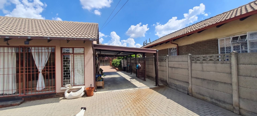 3 Bedroom Property for Sale in Elandspark Gauteng