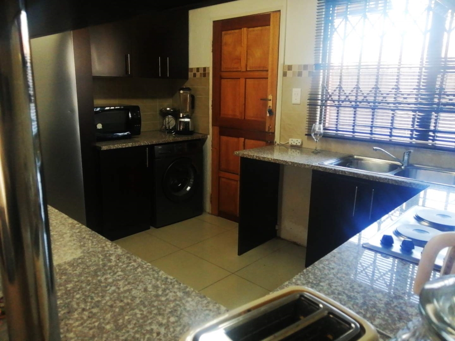 3 Bedroom Property for Sale in Brackendowns Gauteng