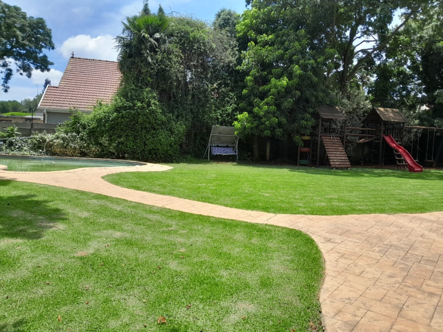 4 Bedroom Property for Sale in Florida Park Gauteng