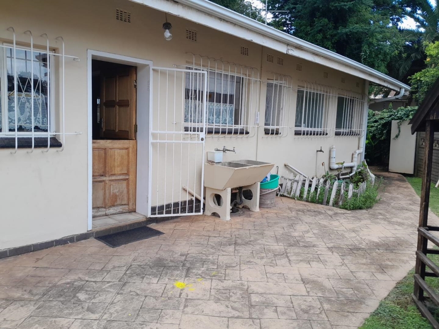 4 Bedroom Property for Sale in Florida Park Gauteng