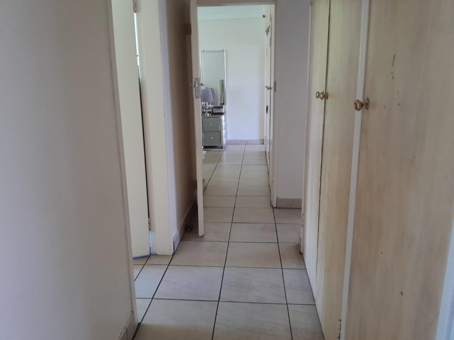 4 Bedroom Property for Sale in Florida Park Gauteng