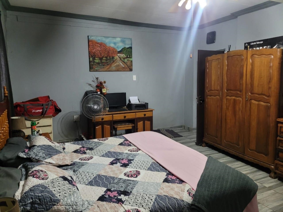 6 Bedroom Property for Sale in Bultfontein Gauteng