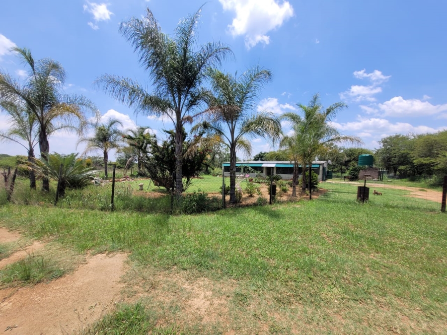 6 Bedroom Property for Sale in Bultfontein Gauteng