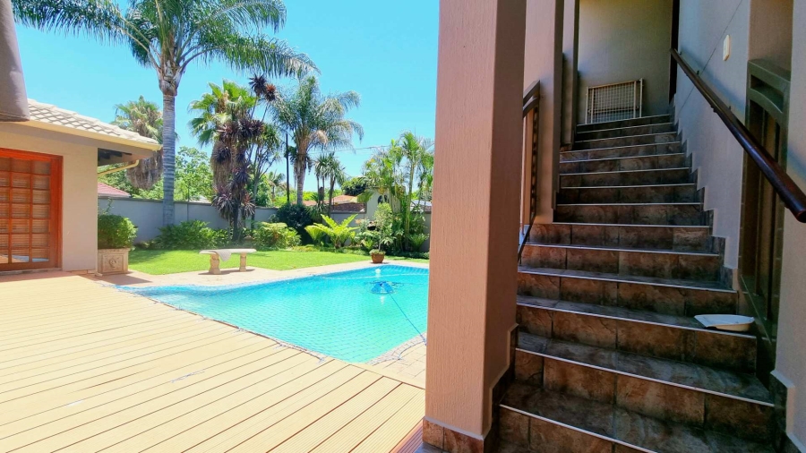 7 Bedroom Property for Sale in Sinoville Gauteng