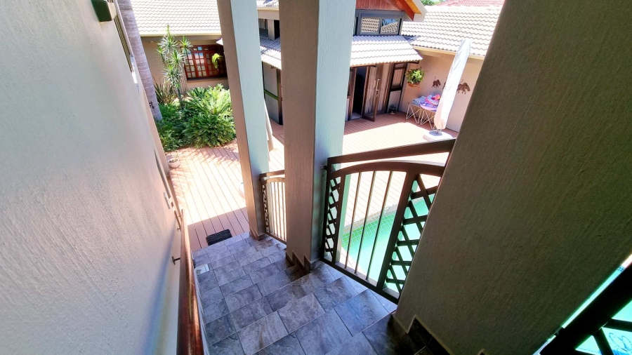 7 Bedroom Property for Sale in Sinoville Gauteng