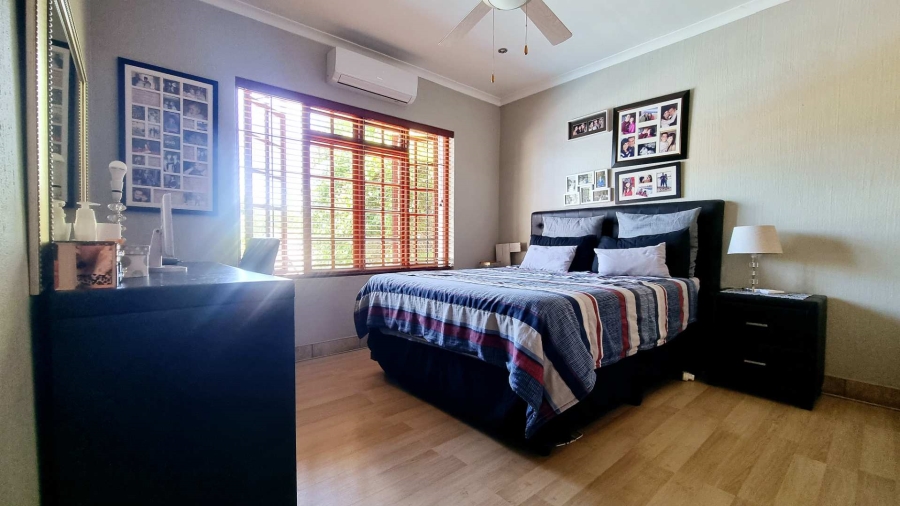 7 Bedroom Property for Sale in Sinoville Gauteng