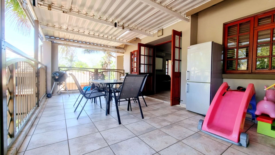 7 Bedroom Property for Sale in Sinoville Gauteng