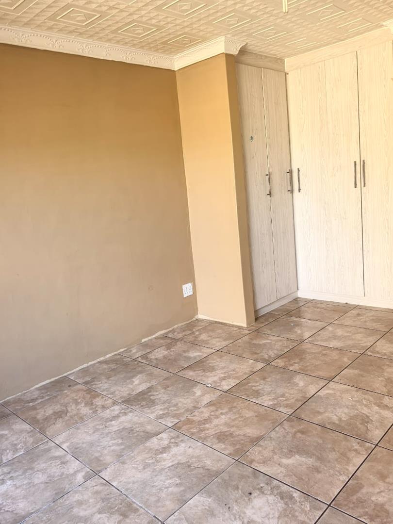 To Let 4 Bedroom Property for Rent in Soshanguve K Gauteng