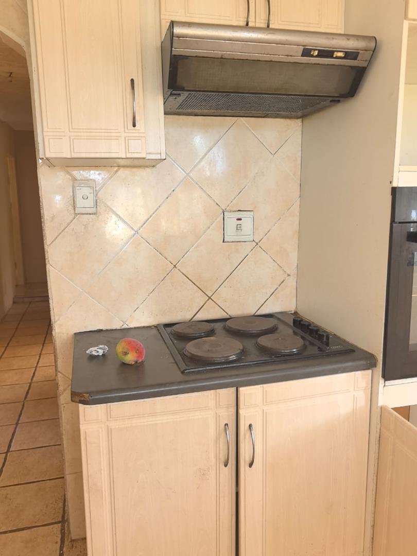 To Let 4 Bedroom Property for Rent in Soshanguve K Gauteng