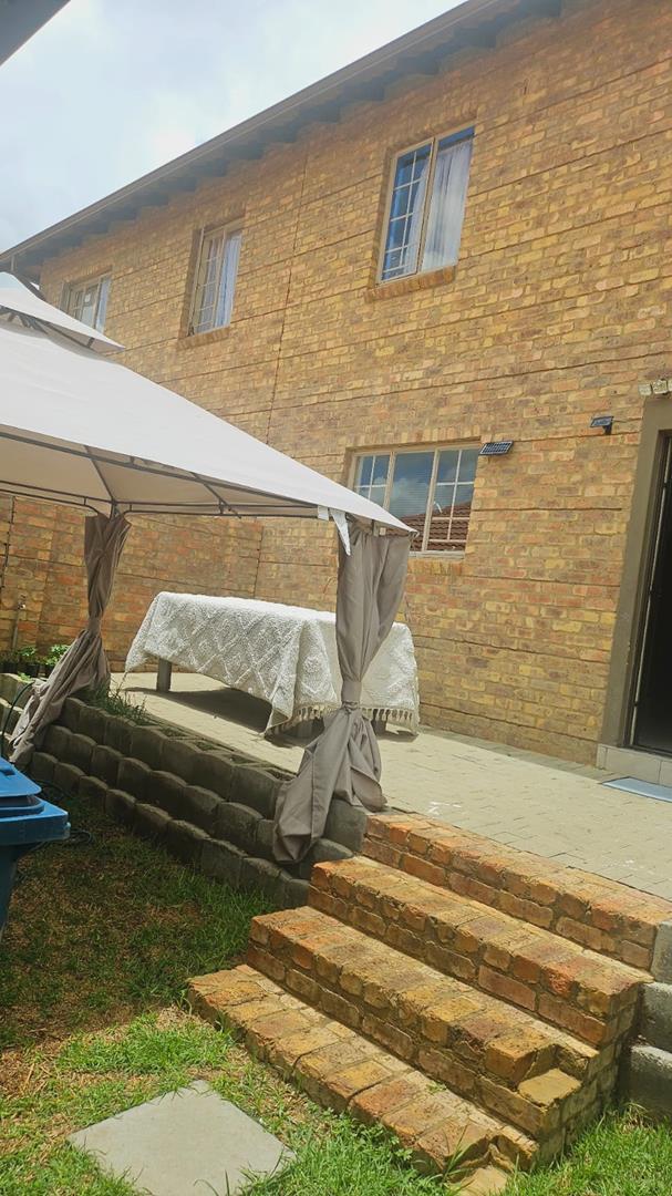 To Let 3 Bedroom Property for Rent in Kosmosdal Gauteng