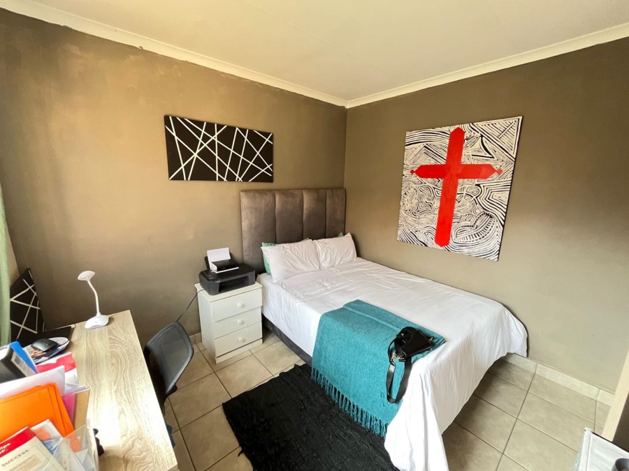 To Let 3 Bedroom Property for Rent in Kosmosdal Gauteng