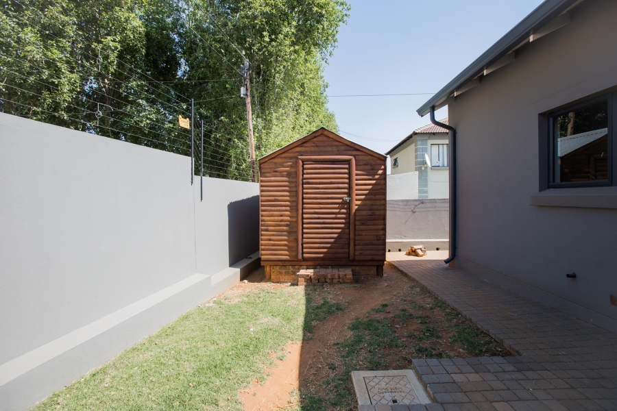 3 Bedroom Property for Sale in Faerie Glen Gauteng