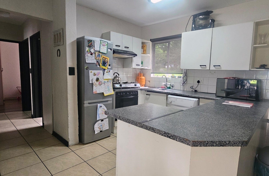 3 Bedroom Property for Sale in Radiokop Gauteng