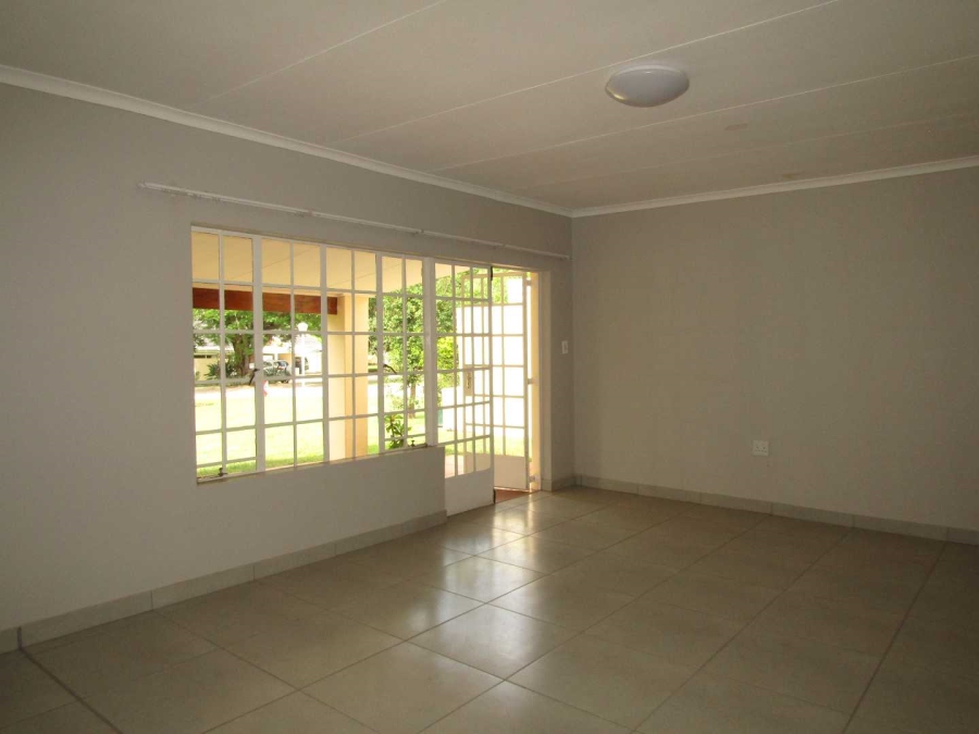 2 Bedroom Property for Sale in Theresa Park Gauteng