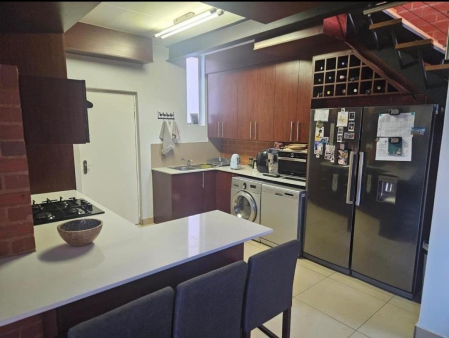 2 Bedroom Property for Sale in Fourways Gauteng