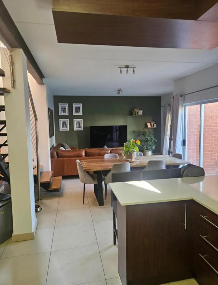 2 Bedroom Property for Sale in Fourways Gauteng