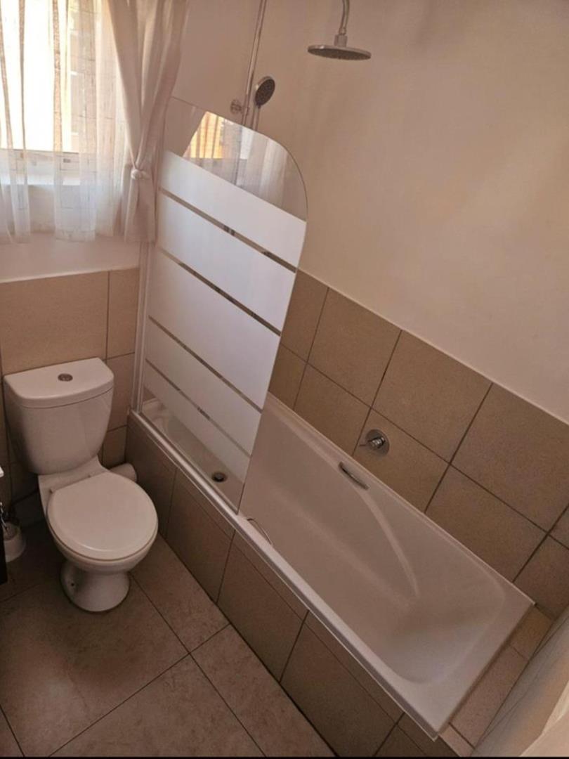 2 Bedroom Property for Sale in Fourways Gauteng