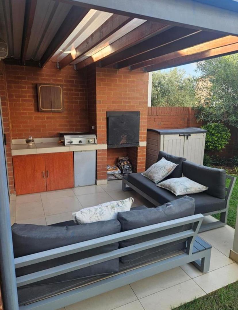 2 Bedroom Property for Sale in Fourways Gauteng