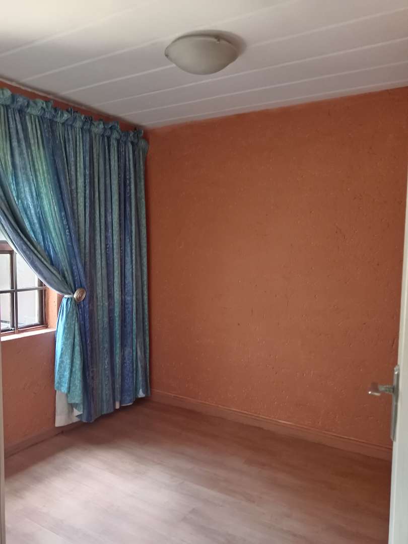 To Let 3 Bedroom Property for Rent in Dowerglen Gauteng